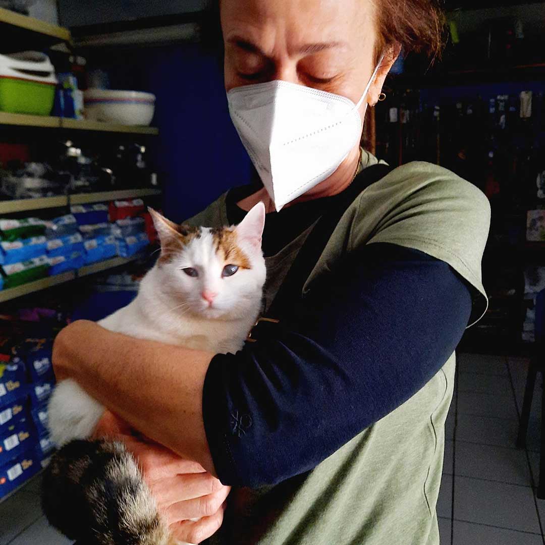 HELGA OUR OFFICIAL FIRST RESCUE TO PARIS!