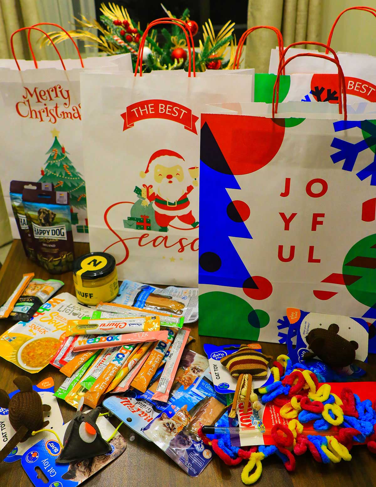 CHRISTMAS BAGS ON CHRISTMAS EVE